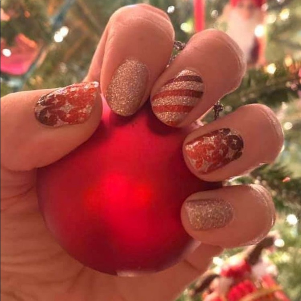 Colorstreet That’s a Wrap Nail polish strips